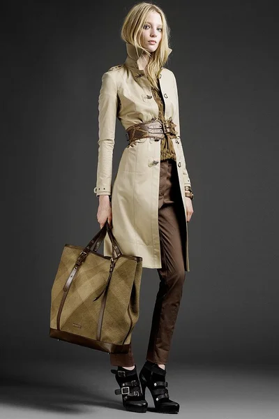 Look 18